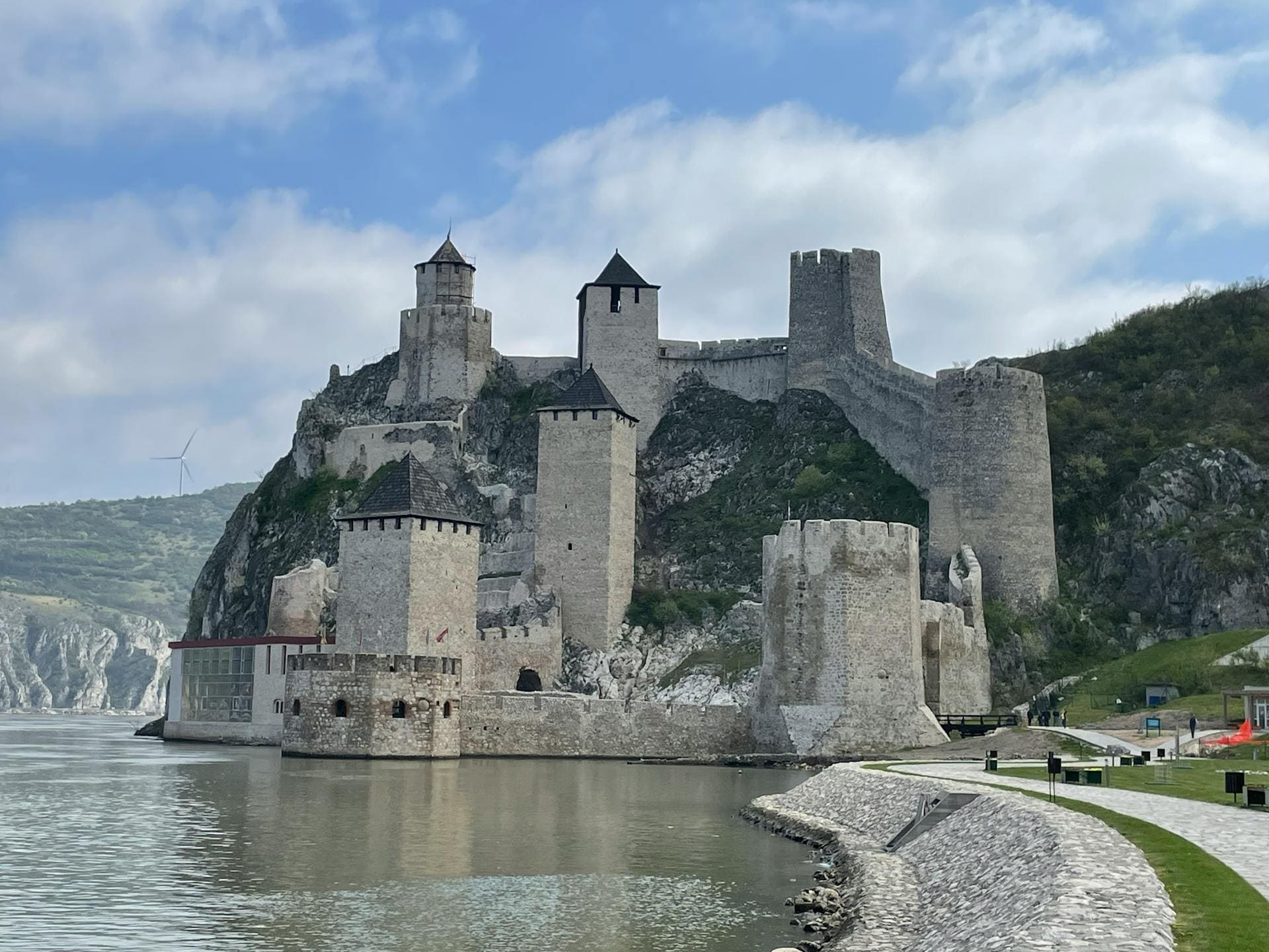 Сербия